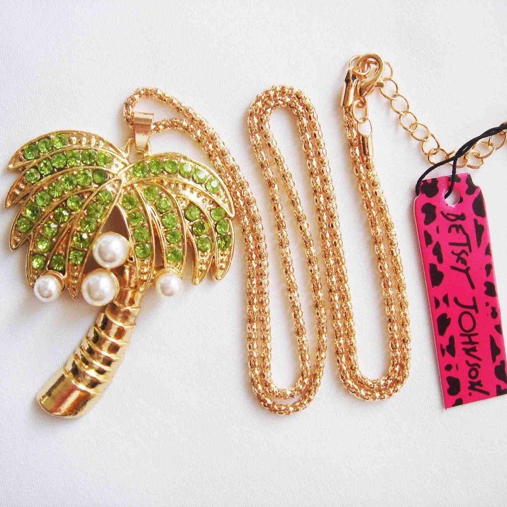 NWT BETSEY JOHNSON PALM TREE NECKLACE